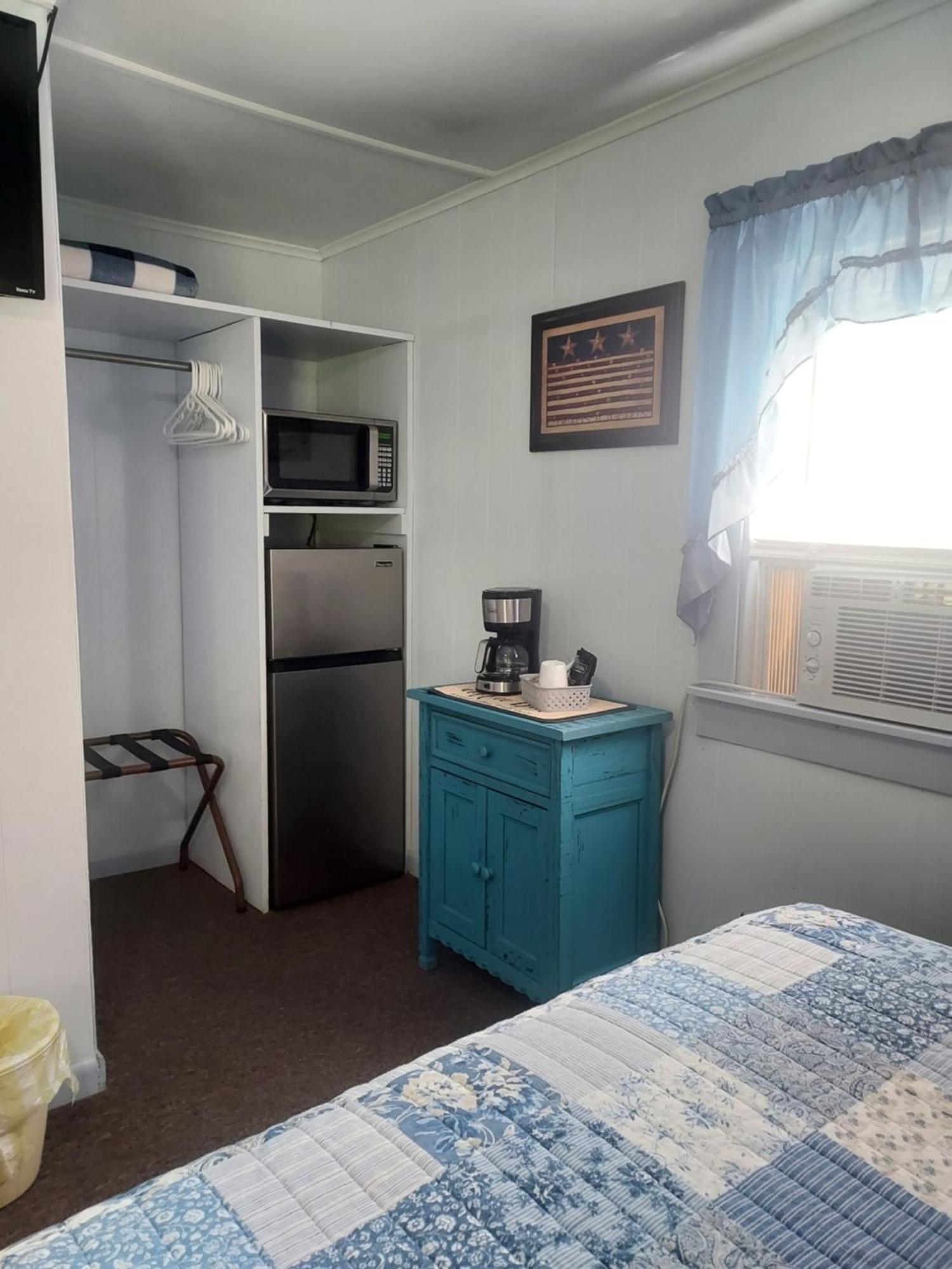 Serenity Motel Shaftsbury 외부 사진