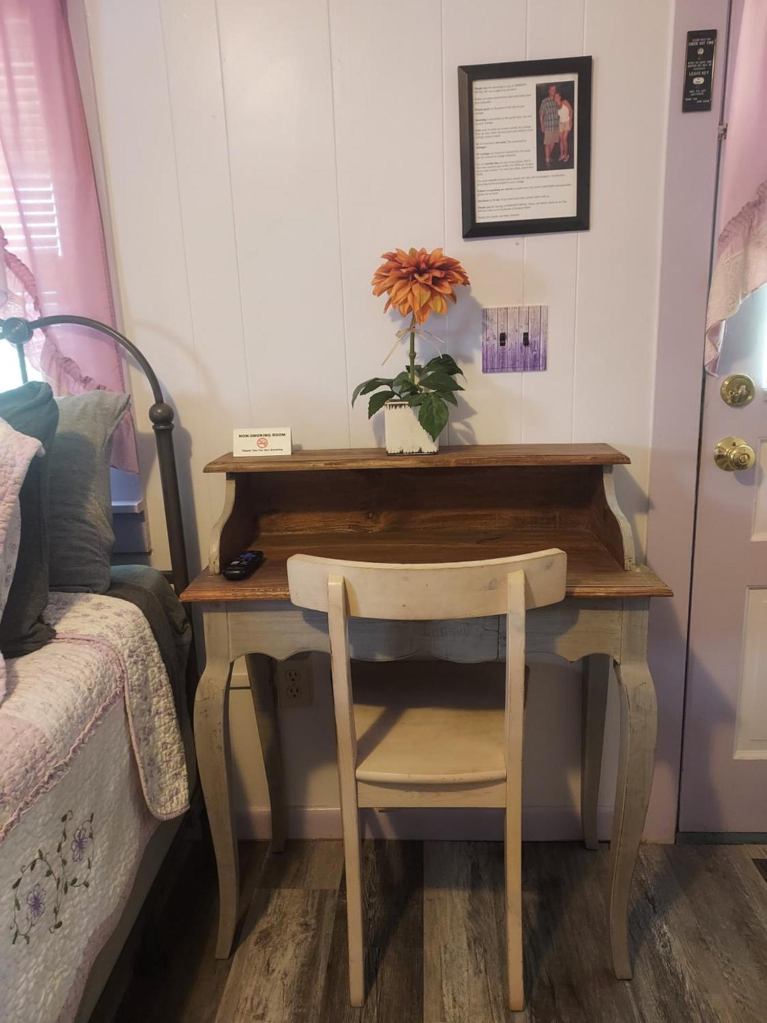 Serenity Motel Shaftsbury 외부 사진