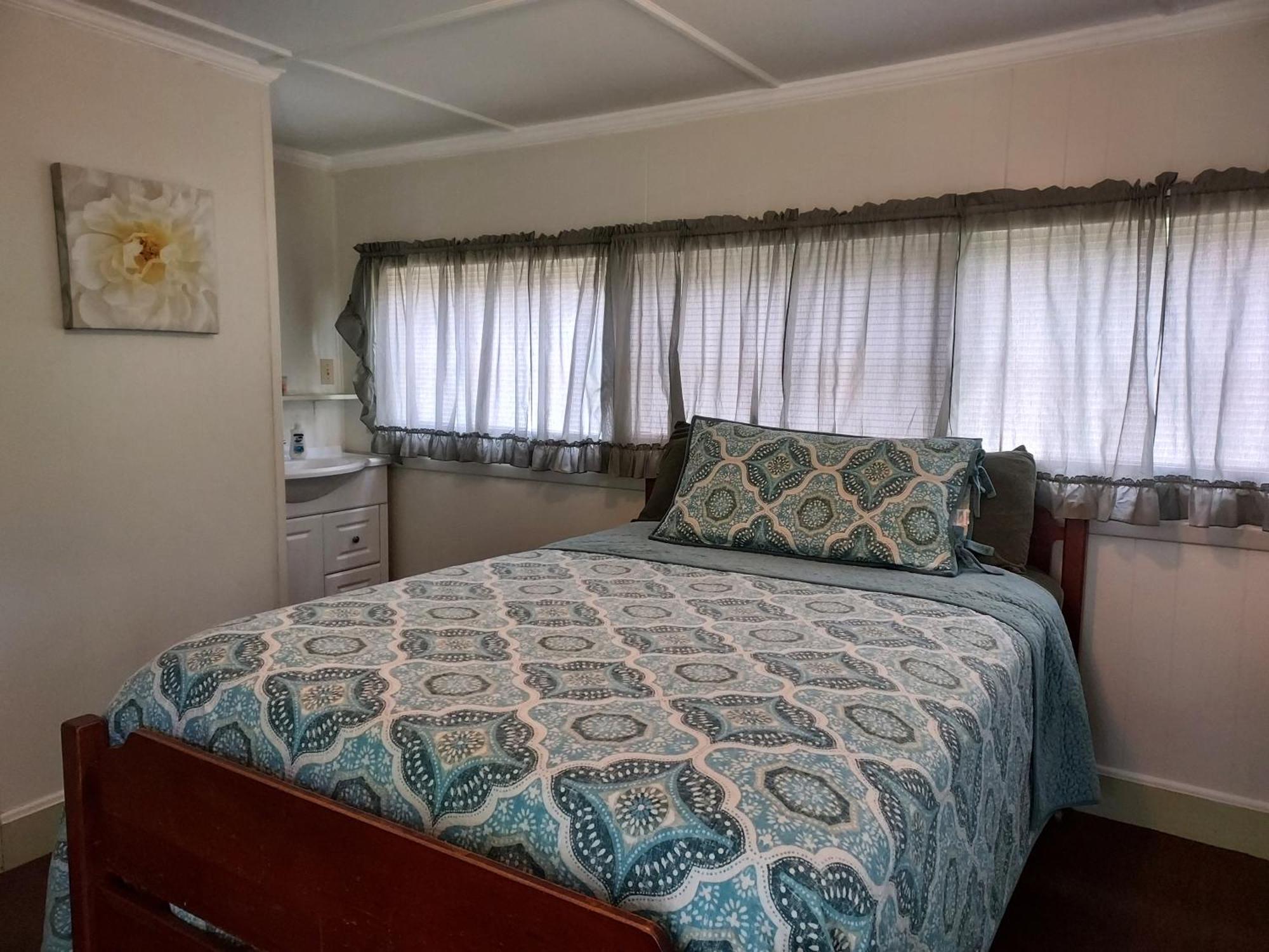 Serenity Motel Shaftsbury 외부 사진