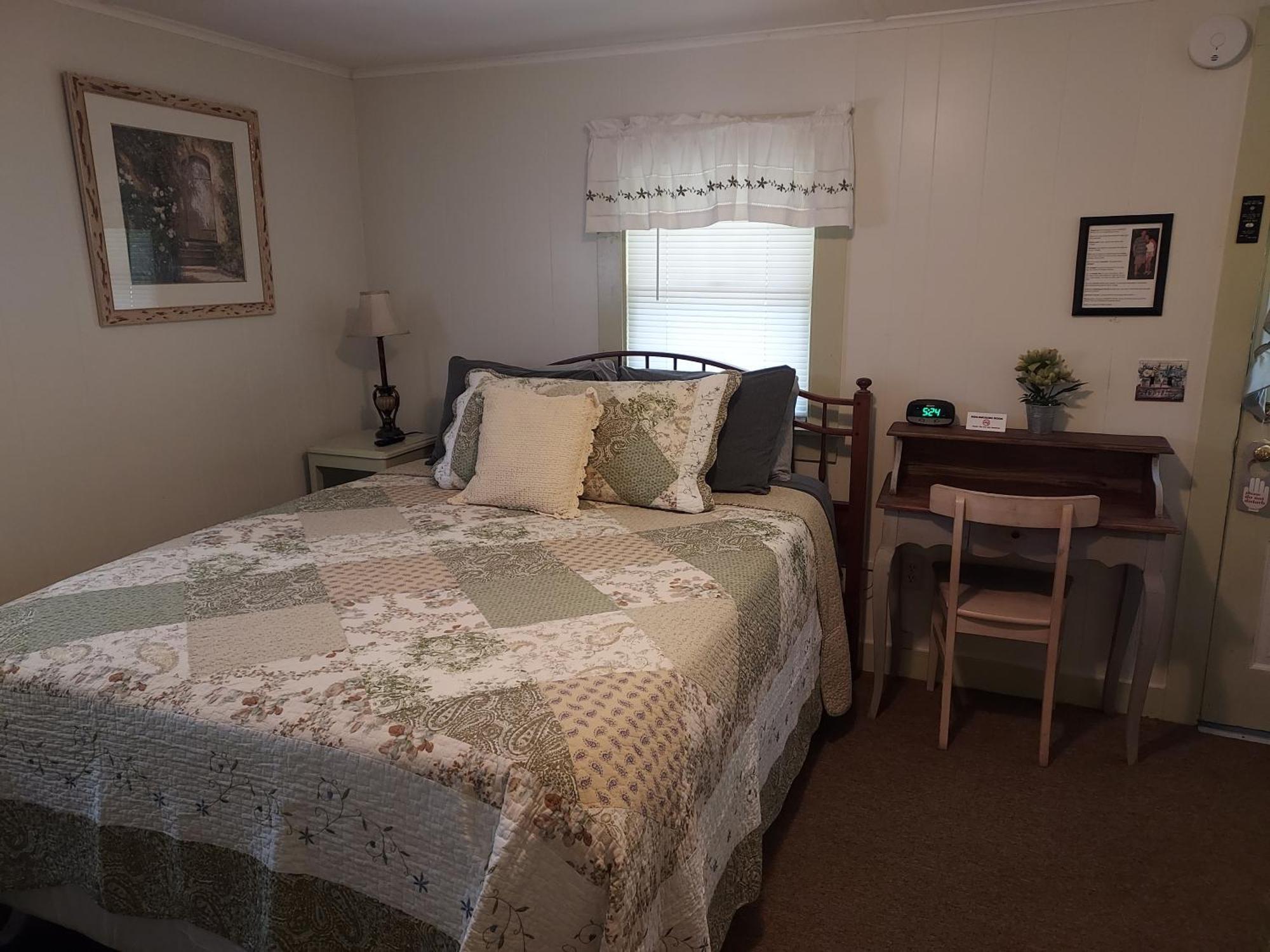 Serenity Motel Shaftsbury 외부 사진